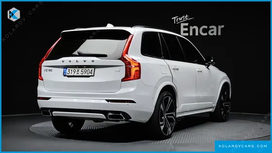 VOLVO XC90 T8 R-DESIGN HYBRID
