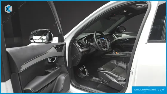 VOLVO XC90 T8 R-DESIGN HYBRID