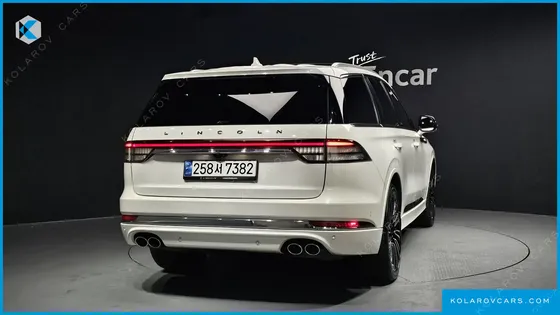LINCOLN AVIATOR 3.0 BLACK LABEL AWD