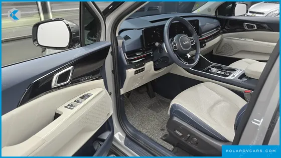 KIA CARNIVAL HEV 7SEATER GRAVITY