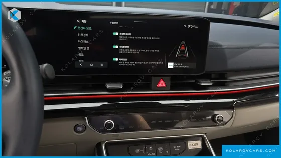 KIA CARNIVAL HEV 7SEATER GRAVITY