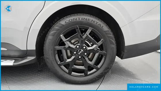 KIA CARNIVAL HEV 7SEATER GRAVITY