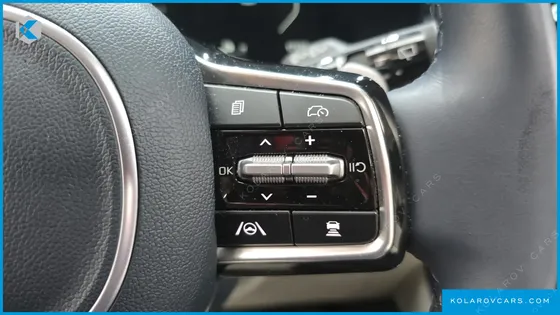 KIA CARNIVAL HEV 7SEATER GRAVITY