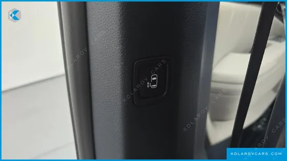 KIA CARNIVAL HEV 7SEATER GRAVITY