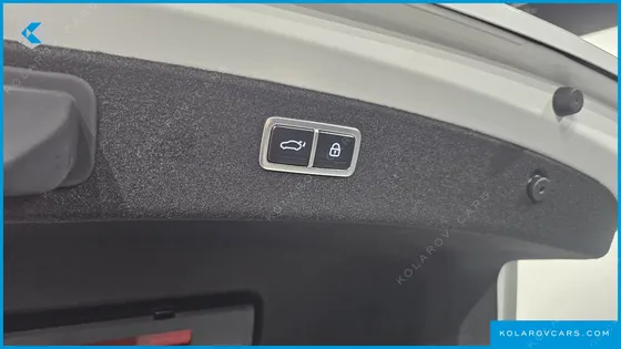 GENESIS G80 GASOLINE 2.5 TURBO 2WD
