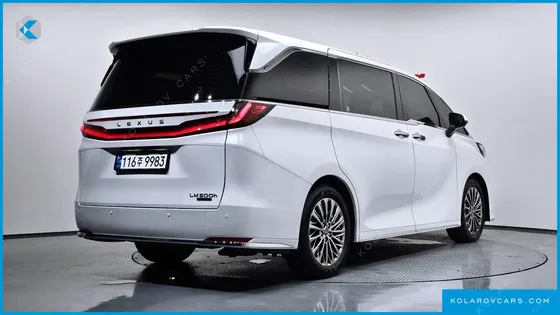 LEXUS LM 500H EXECUTIVE