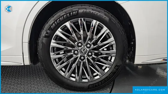 LEXUS LM 500H EXECUTIVE