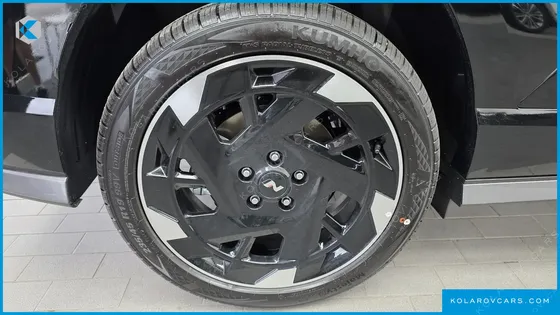 HYUNDAI KONA LONG RANGE