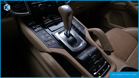 PORSCHE CAYENNE 3.0 S E-HYBRID