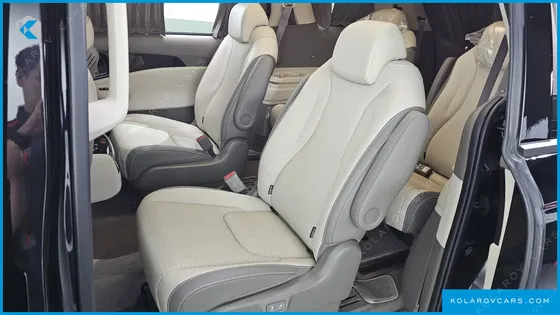 KIA CARNIVAL HEV 9-SEATER HI-LIMOUSINE