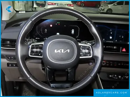 KIA CARNIVAL 9-SEATER HI LIMOUSINE (SPECIAL VEHICLE)