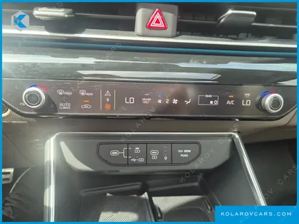 KIA CARNIVAL HEV 9SEATER GRAVITY