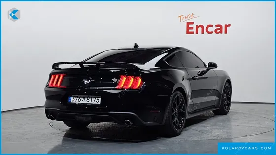 FORD MUSTANG COUPE