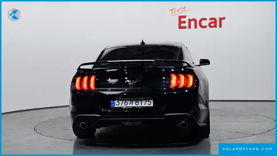 FORD MUSTANG COUPE