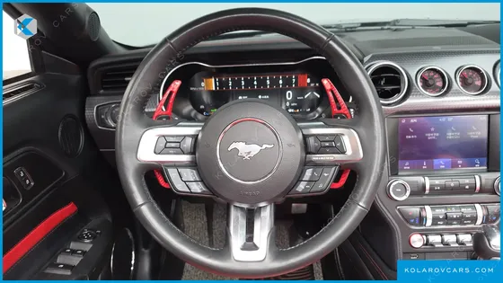 FORD MUSTANG GT CONVERTIBLE