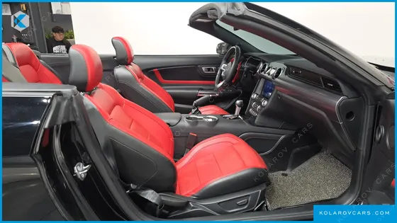 FORD MUSTANG GT CONVERTIBLE