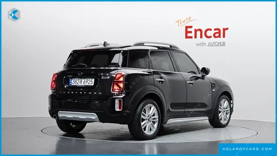 MINI COUNTRYMAN CLASSIC PLUS LAUNCH PACK