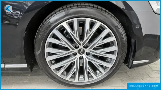 AUDI A8 55 TFSI QUATTRO PREMIUM LWB