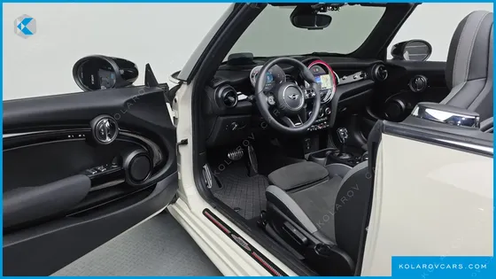 MINI COOPER CONVERTIBLE JCW