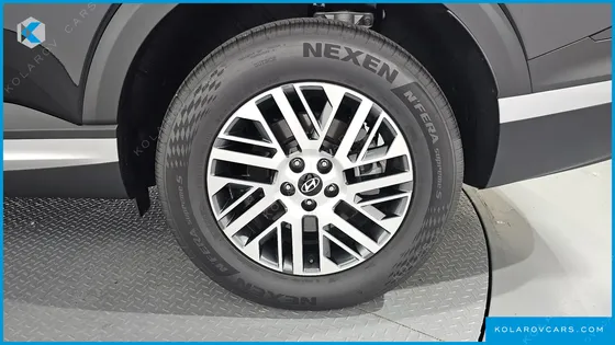 HYUNDAI PALISADE GASOLINE 2.5T 2WD 7-SEATER