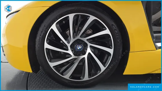 BMW I8 COUPE