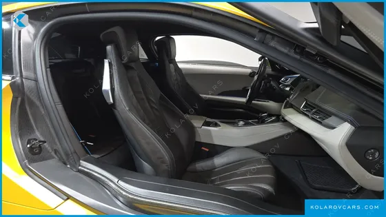 BMW I8 COUPE