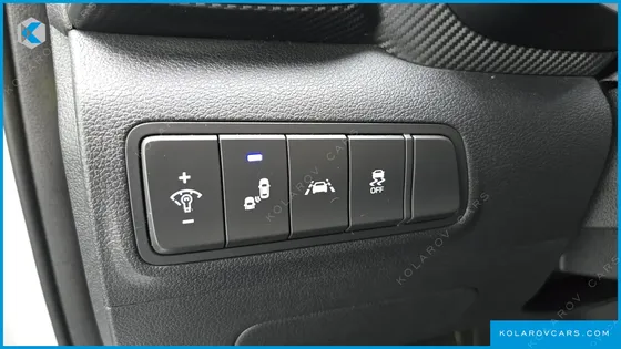 HYUNDAI TUCSON DIESEL 2.0 2WD