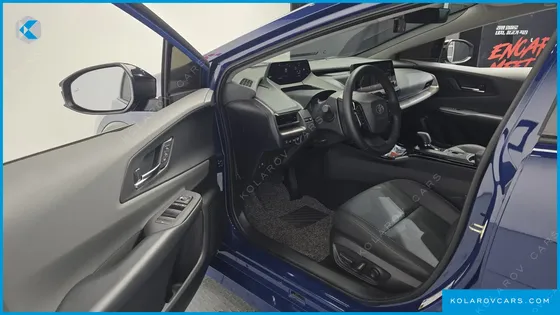 TOYOTA PRIUS 2.0 XLE