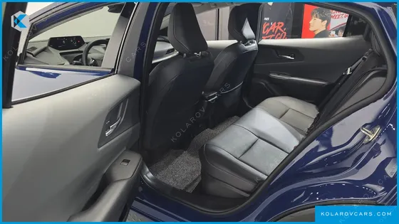 TOYOTA PRIUS 2.0 XLE