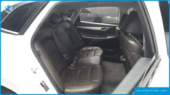 HYUNDAI GRANDEUR PREMIUM