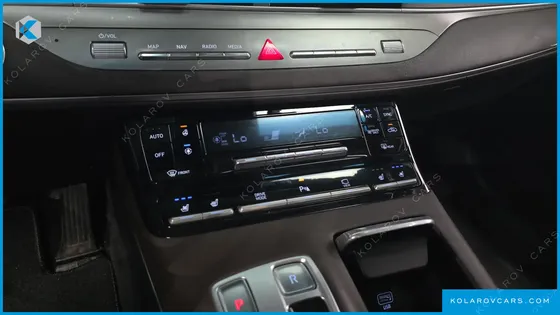 HYUNDAI GRANDEUR PREMIUM
