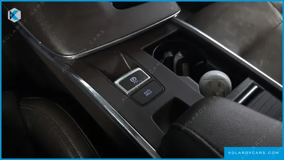 HYUNDAI GRANDEUR PREMIUM