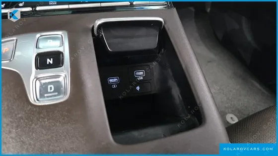 HYUNDAI GRANDEUR PREMIUM