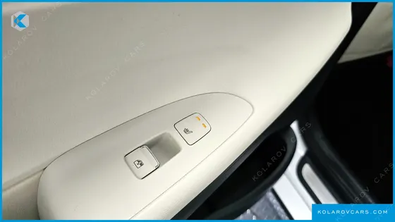 HYUNDAI GRANDEUR LE BLANC