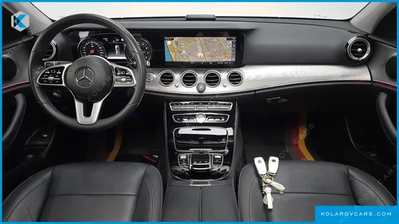 MERCEDES E-CLASS E300 AVANTGARDE