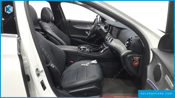 MERCEDES E-CLASS E300 AVANTGARDE