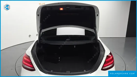 MERCEDES E-CLASS E300 AVANTGARDE