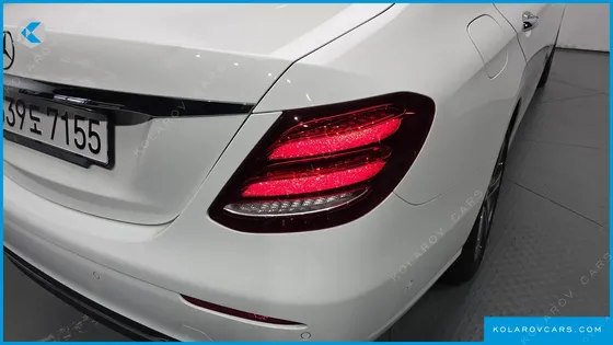 MERCEDES E-CLASS E300 AVANTGARDE