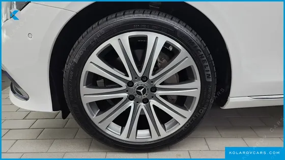 MERCEDES E-CLASS E300E 4MATIC EXCLUSIVE
