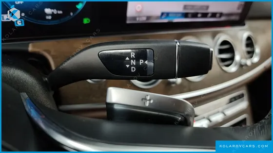 MERCEDES E-CLASS E300E 4MATIC EXCLUSIVE