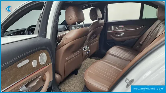 MERCEDES E-CLASS E300E 4MATIC EXCLUSIVE