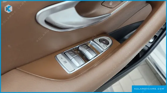 MERCEDES E-CLASS E300E 4MATIC EXCLUSIVE