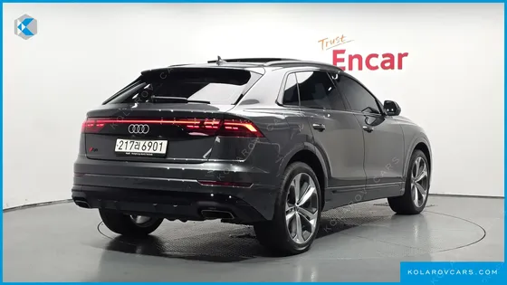 AUDI Q8 55 TFSI QUATTRO PREMIUM