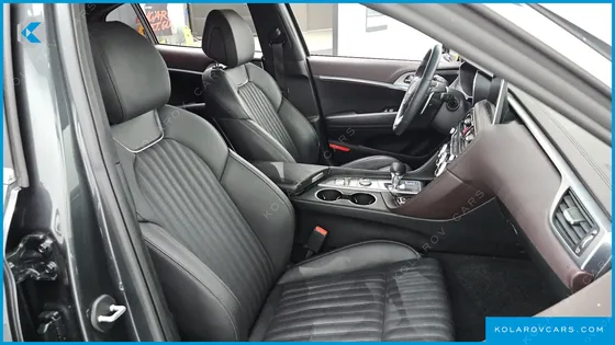 GENESIS G70 2.0T AWD