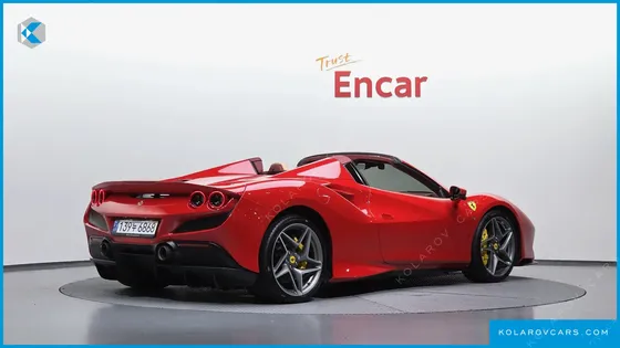 FERRARI F8 3.9 V8