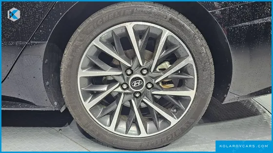 HYUNDAI SONATA INSPIRATION