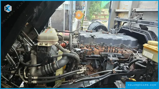 HYUNDAI MEGA TRUCK GOLD