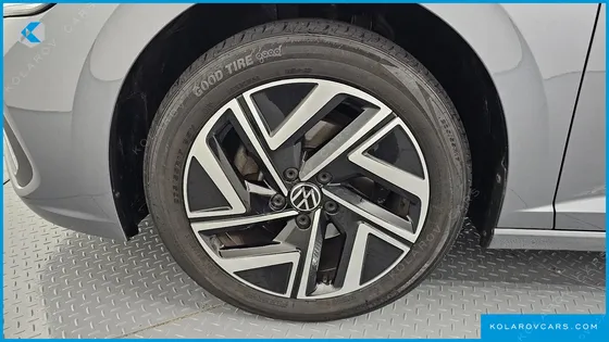 VOLKSWAGEN JETTA 1.5 TSI PRESTIGE