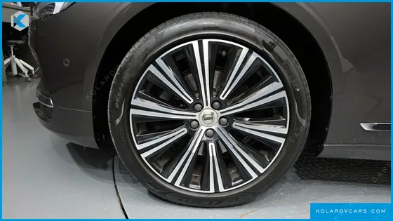 VOLVO S90 B5 INSCRIPTION