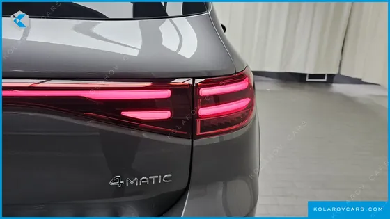 MERCEDES EQB EQB300 4MATIC AMG LINE
